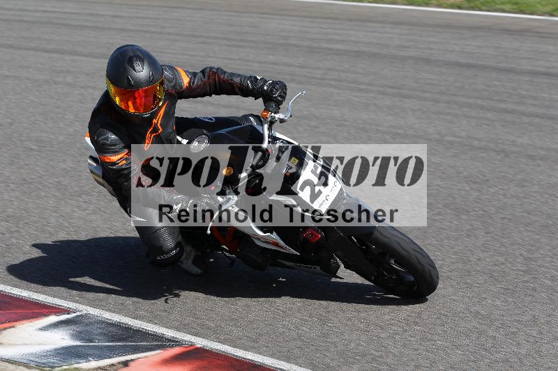/Archiv-2022/08 17.04.2022 Speer Racing ADR/Gruppe gelb/25